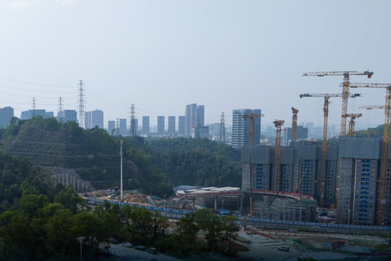 Geodezja i budownictwo - zastosowanie dronów DJI przy pomiarach tenerowych, fotogrametrii, planowaniu oraz tworzeniu modeli terenowych.