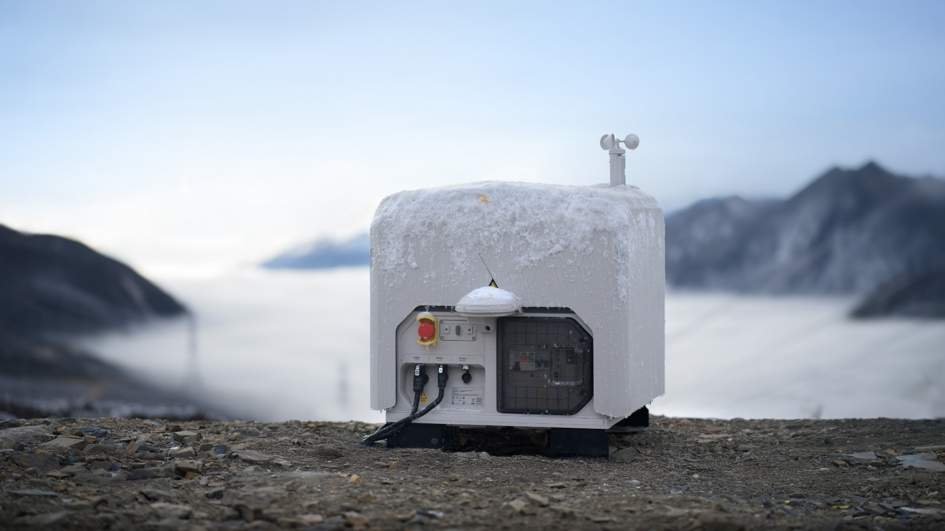 stacja-dokujaca-dji-dock-3-odporna-na-warunki-atmosferyczne